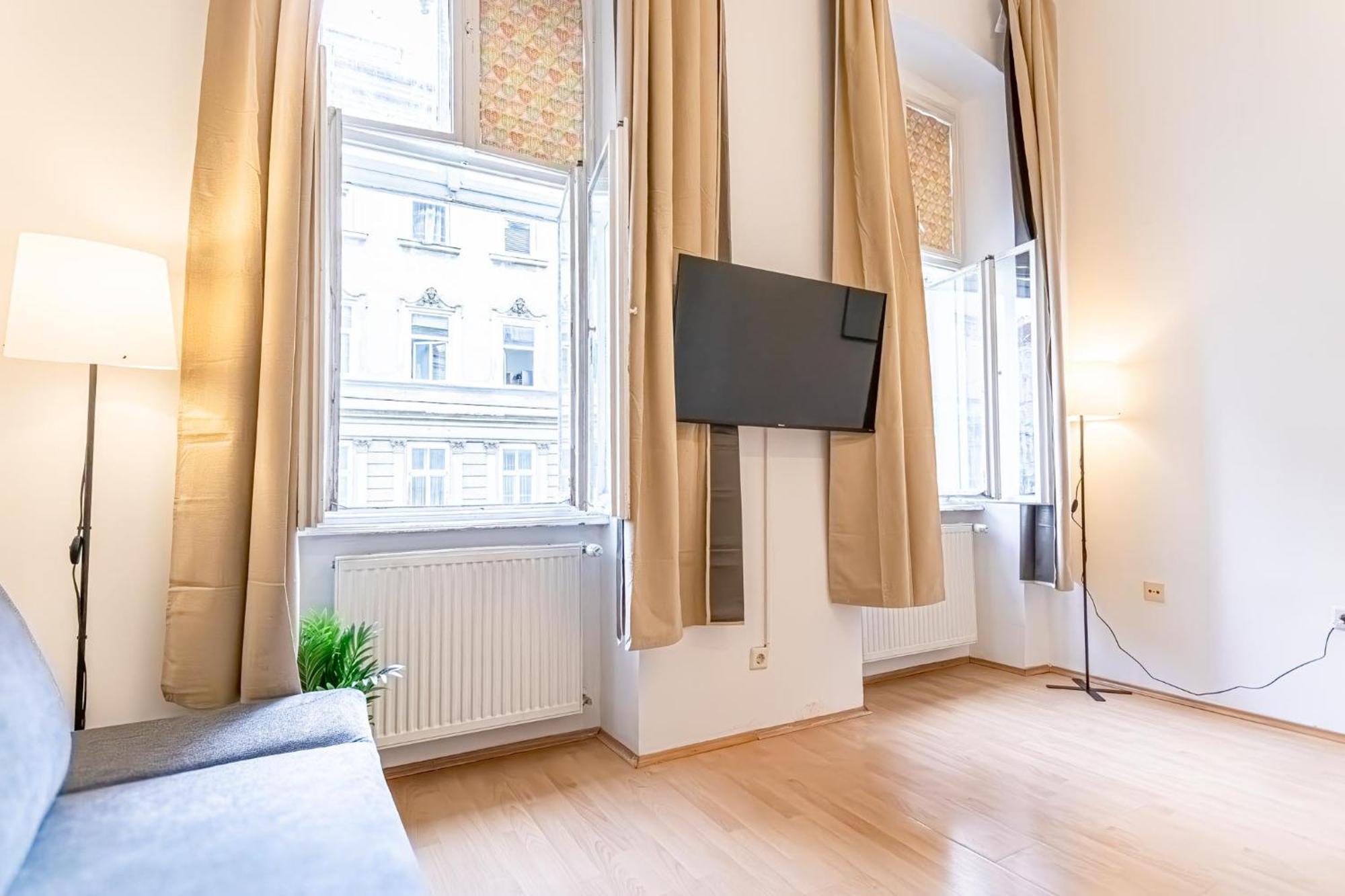 City-Linked 2Br Apartment Near Wiener Stadthalle 외부 사진