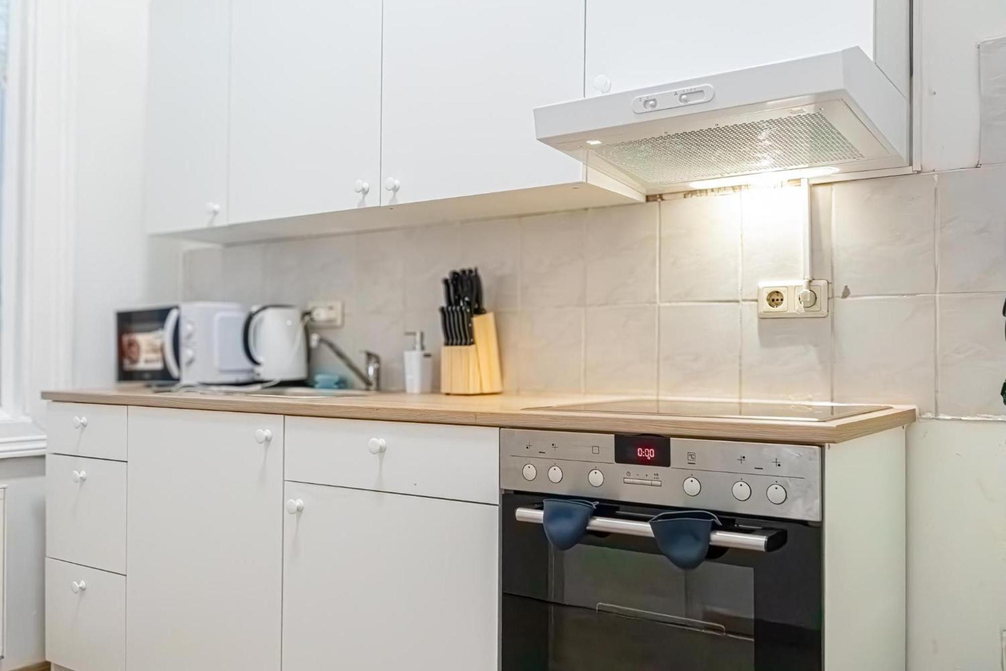 City-Linked 2Br Apartment Near Wiener Stadthalle 외부 사진