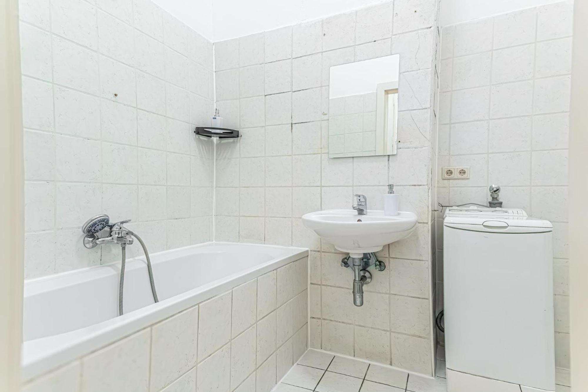 City-Linked 2Br Apartment Near Wiener Stadthalle 외부 사진